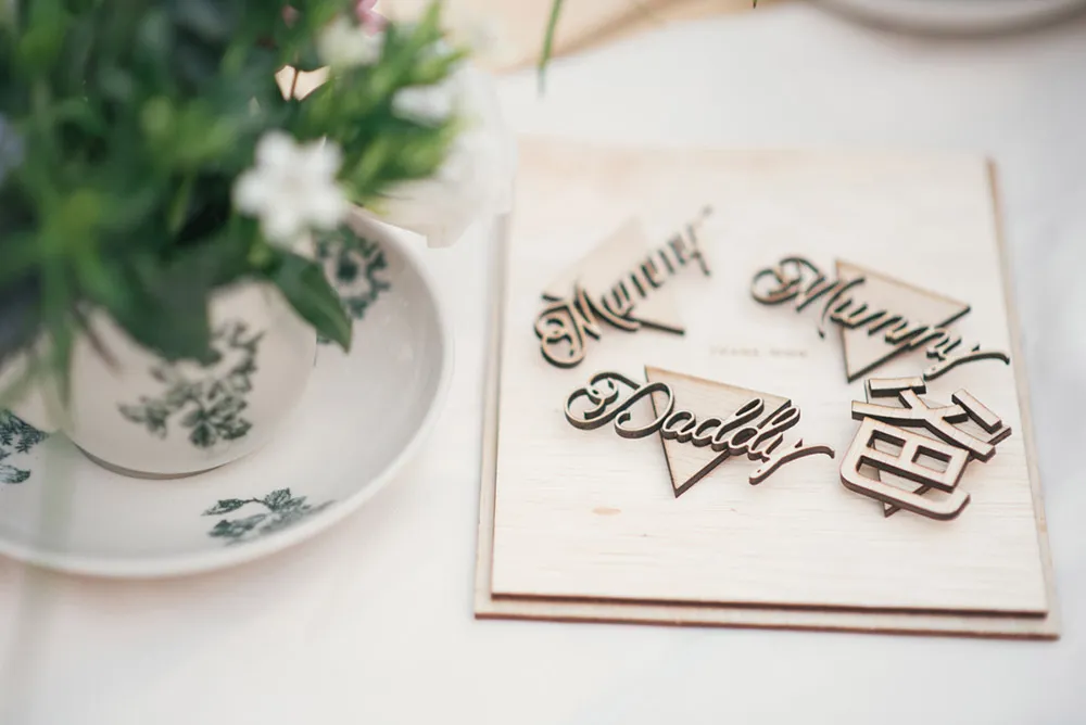 Photo by Lightedpixels Photography. theweddingnotebook.com