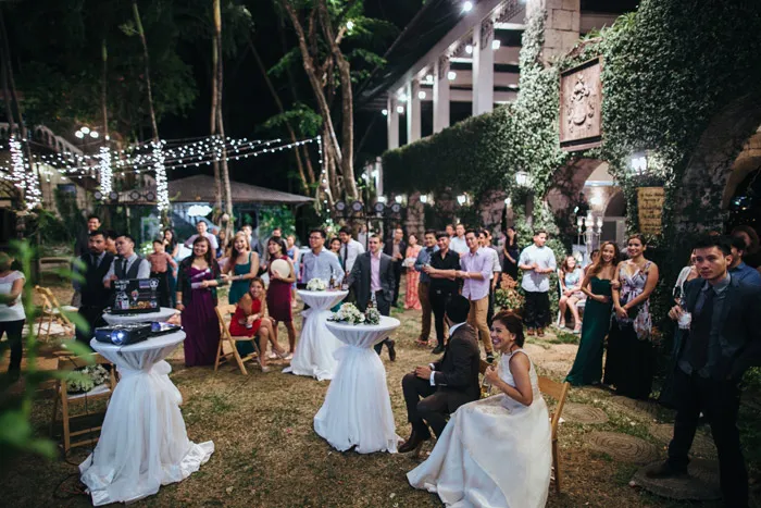 Photo by Funky Dali. theweddingnotebook.com